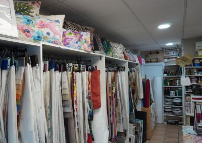 COJINES DE COLORES Y TEXTURAS | EL TALLER DE LIS