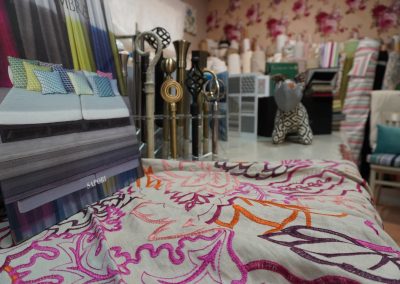 TELA DE HOJAS Y PELUCHE | EL TALLER DE LIS